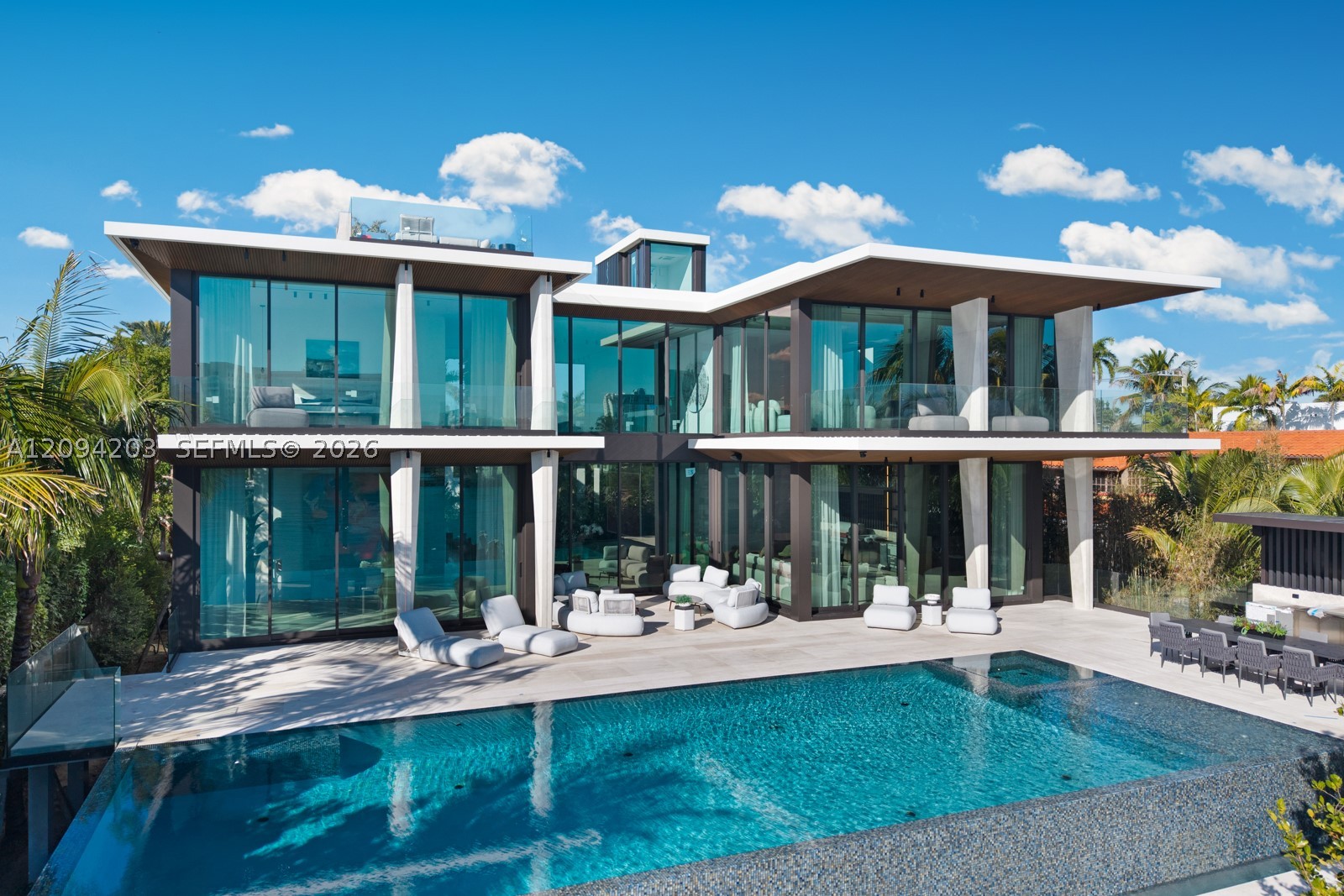 217 E Rivo Alto Dr, Miami Beach FL 33139