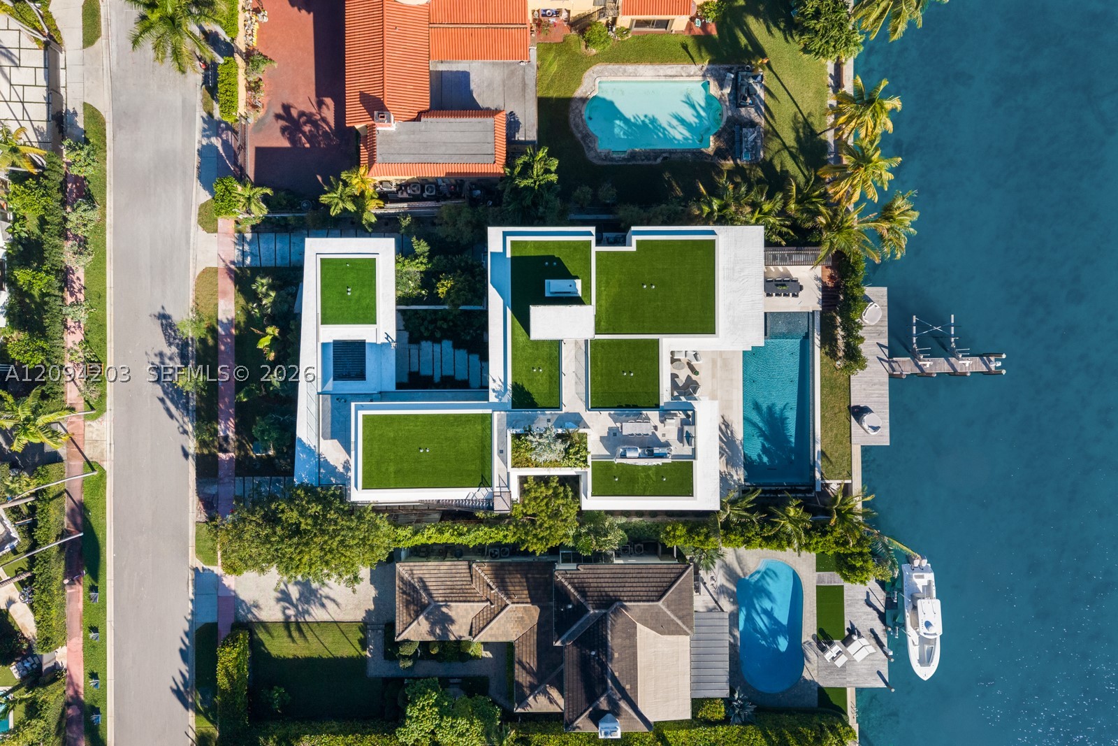 217 E Rivo Alto Dr, Miami Beach FL 33139