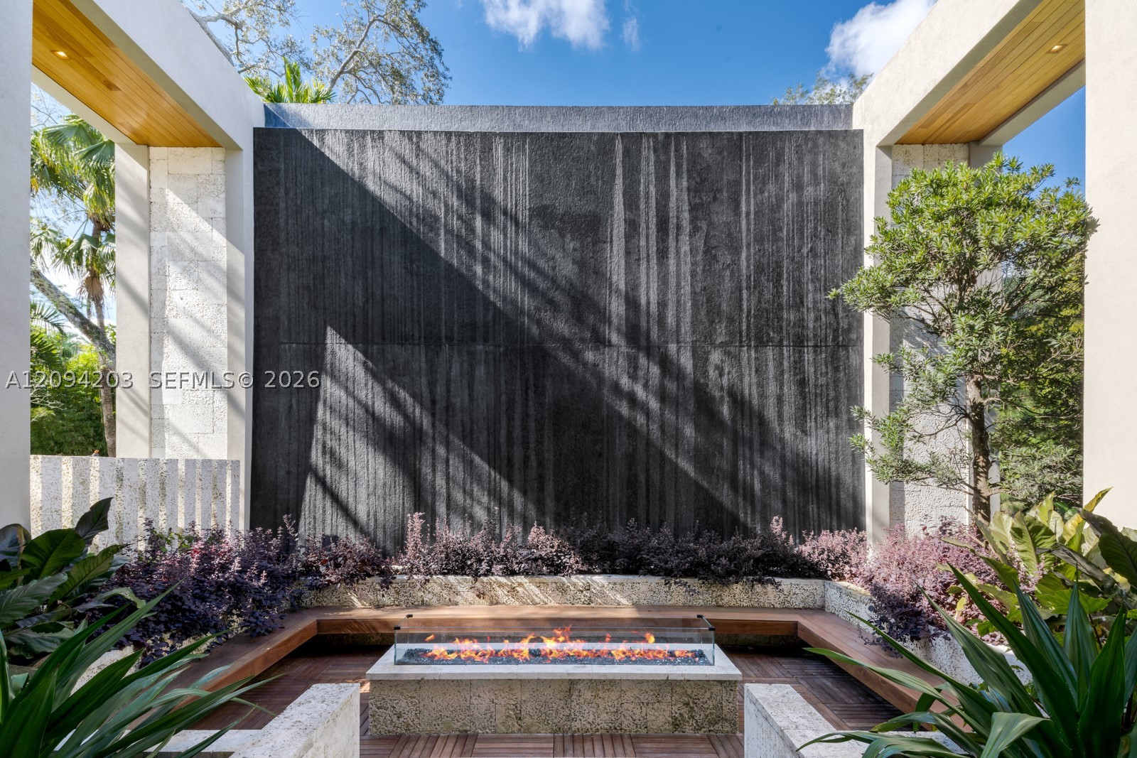 217 E Rivo Alto Dr, Miami Beach FL 33139