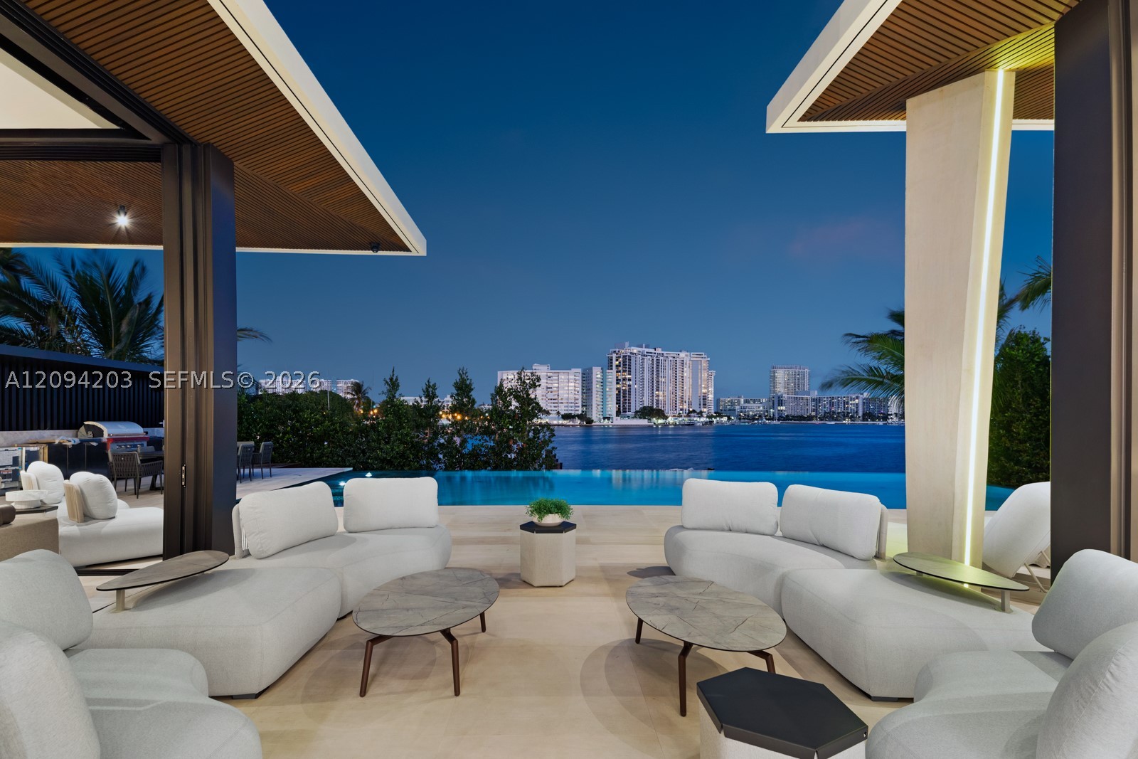 217 E Rivo Alto Dr, Miami Beach FL 33139