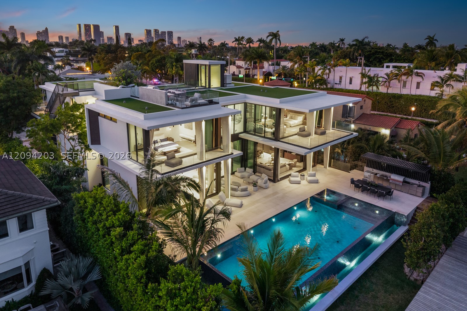 217 E Rivo Alto Dr, Miami Beach FL 33139