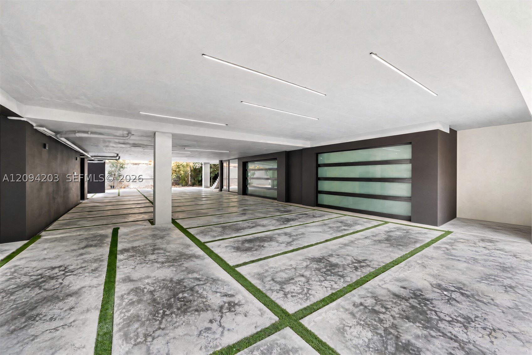 217 E Rivo Alto Dr, Miami Beach FL 33139