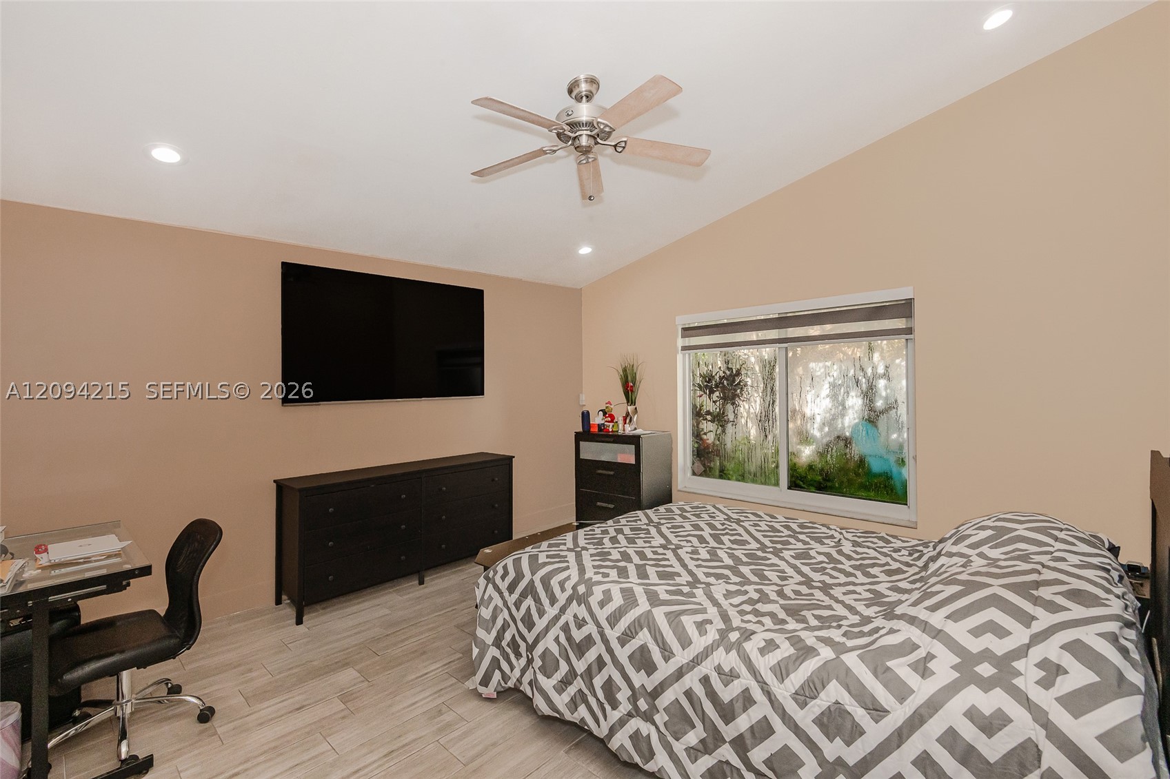 12519 NW 10th Ct, Sunrise FL 33323