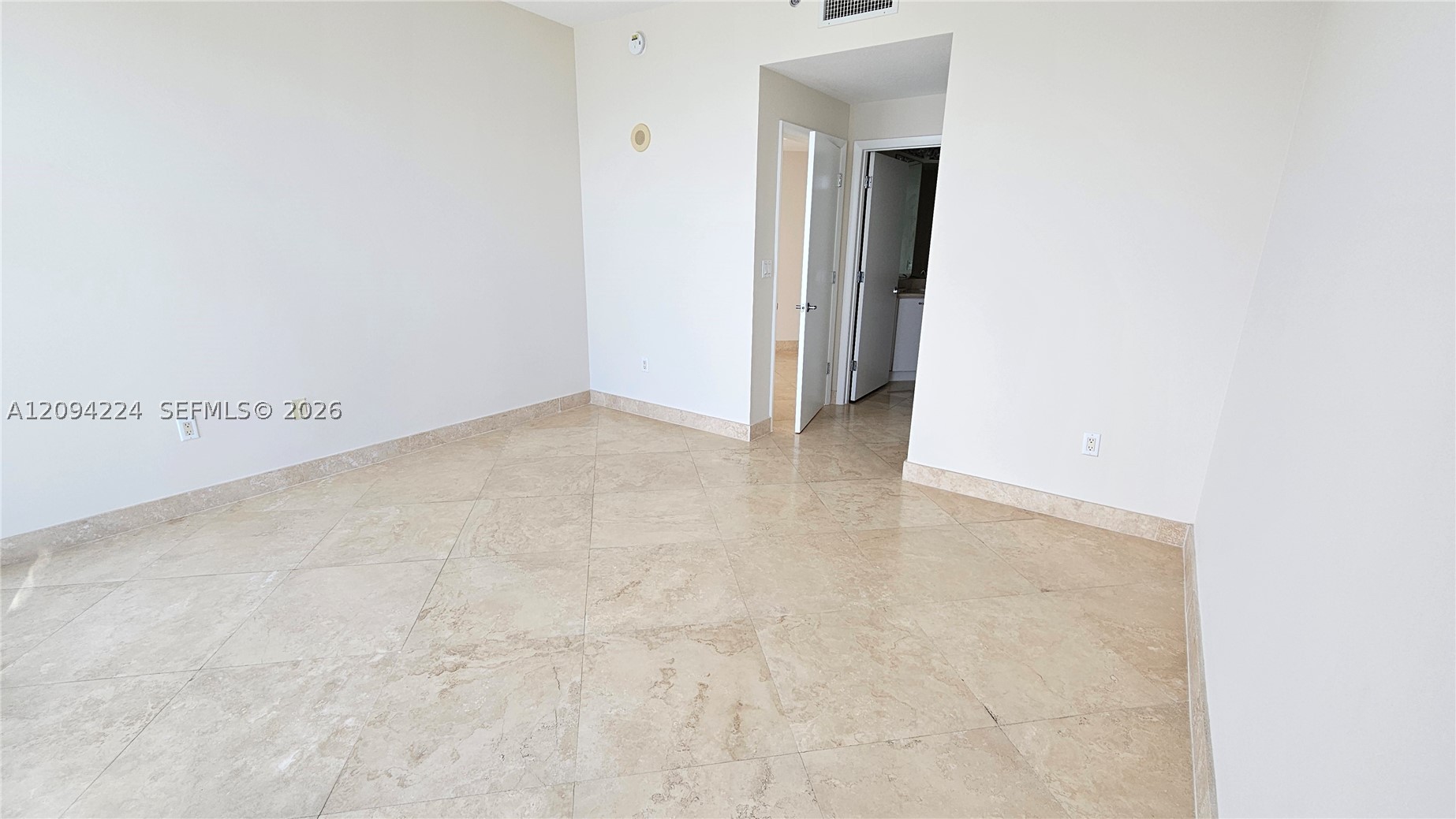 6515 Collins Ave #1403, Miami Beach FL 33141