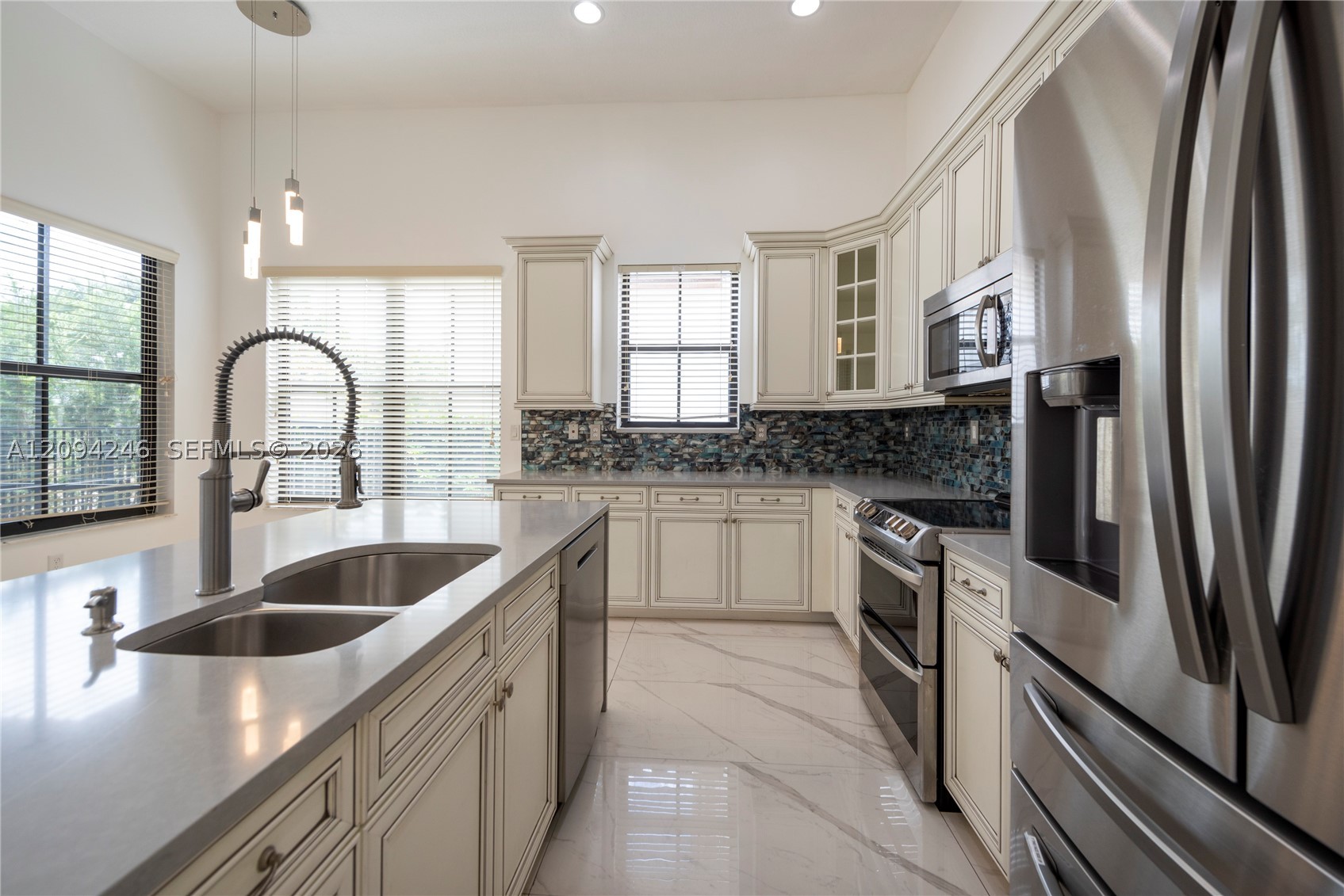 8513 NW 41st St #-, Cooper City FL 33024