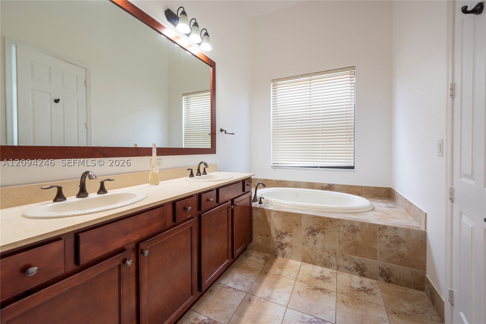 8513 NW 41st St #-, Cooper City FL 33024