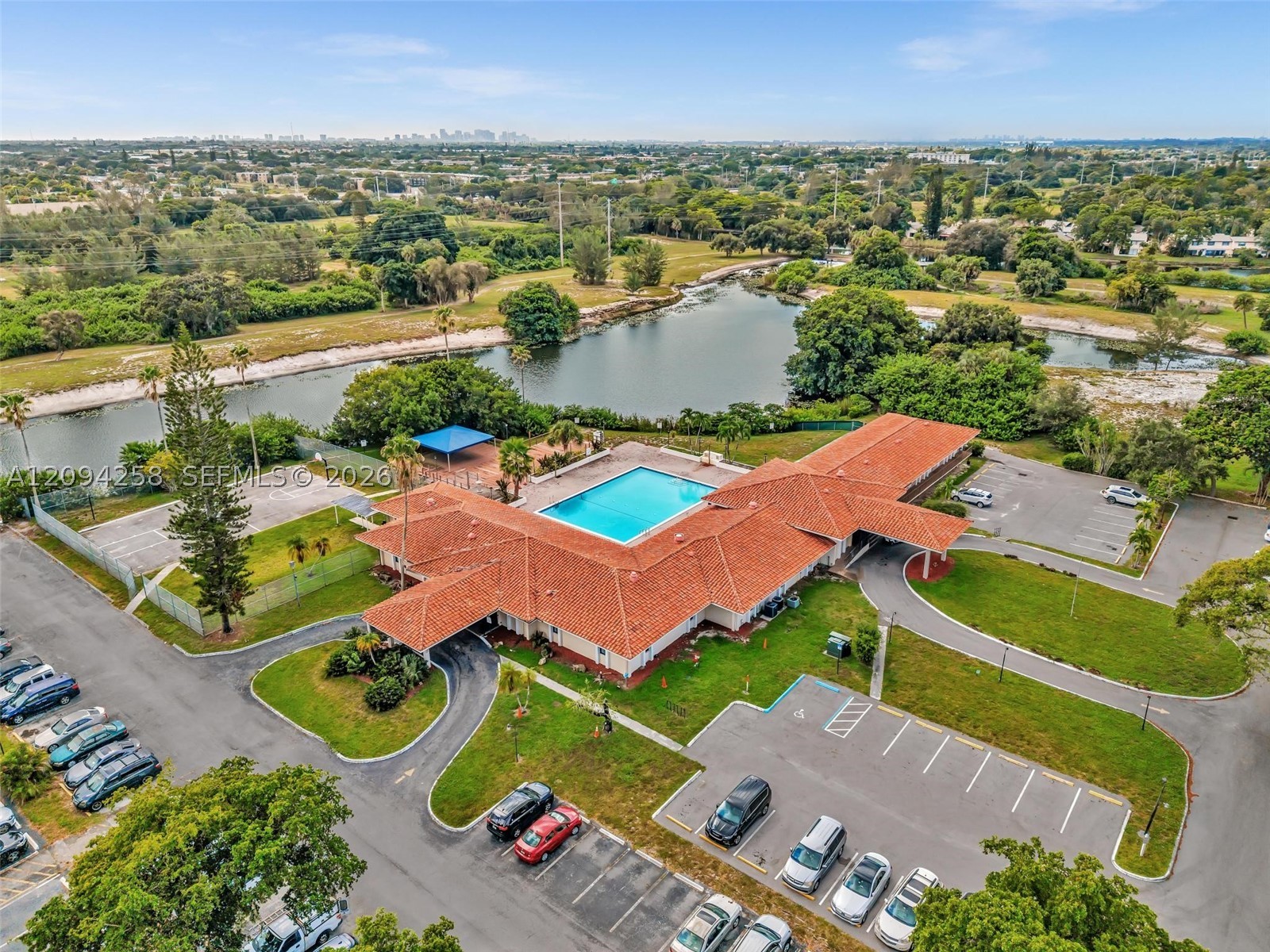 4158 Inverrary Dr #503, Lauderhill FL 33319