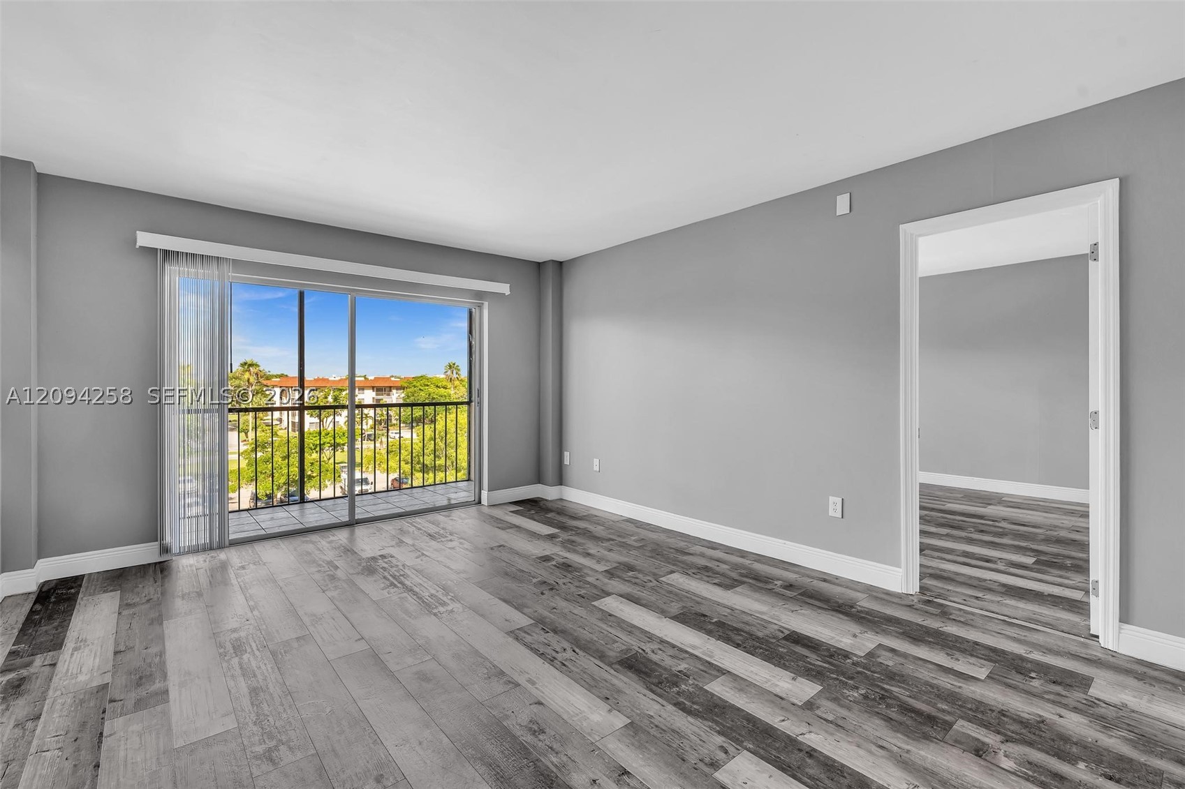 4158 Inverrary Dr #503, Lauderhill FL 33319