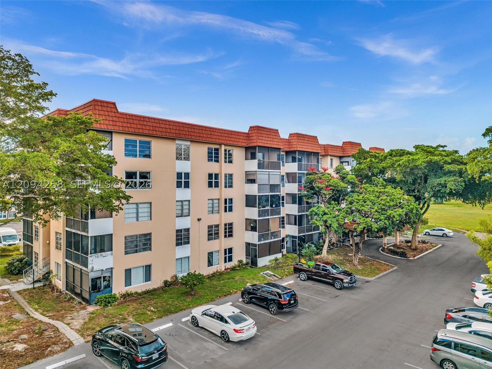 4158 Inverrary Dr #503, Lauderhill FL 33319