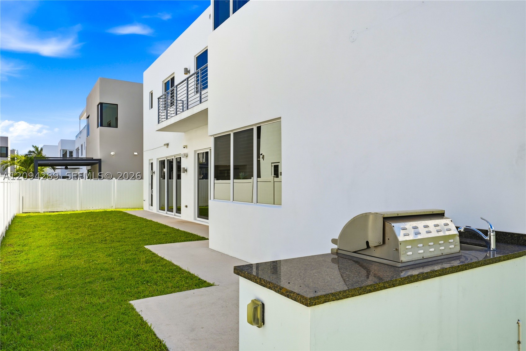 7525 NW 103rd Pl, Doral FL 33178