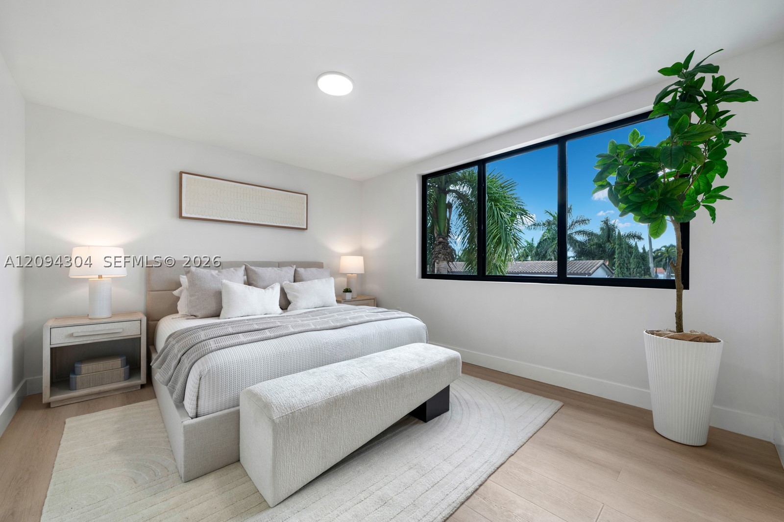 908 Tyler St, Hollywood FL 33019