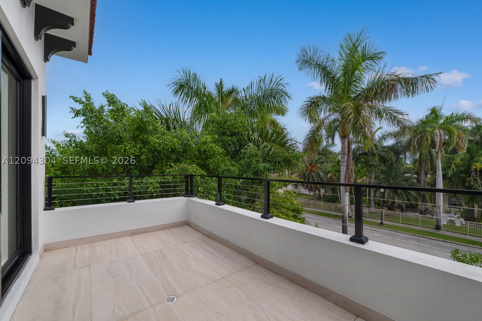 908 Tyler St, Hollywood FL 33019