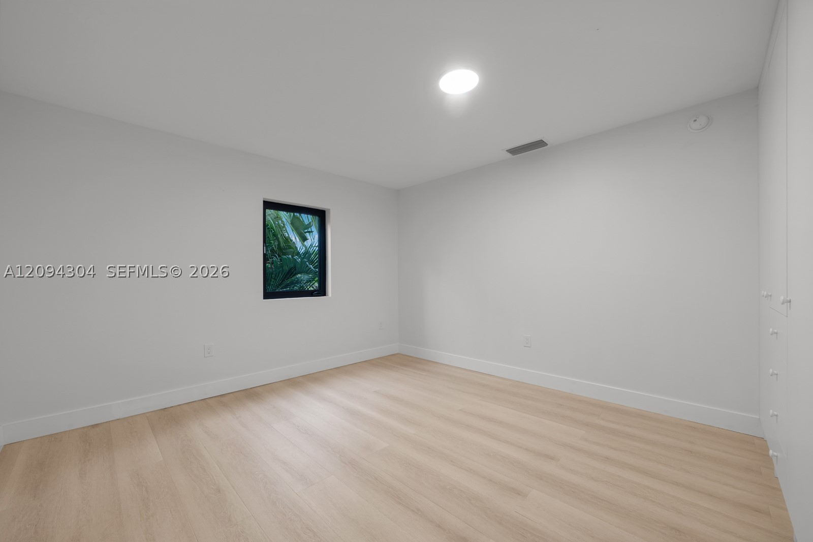 908 Tyler St, Hollywood FL 33019