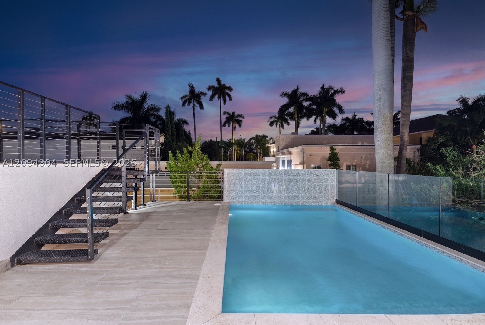 908 Tyler St, Hollywood FL 33019