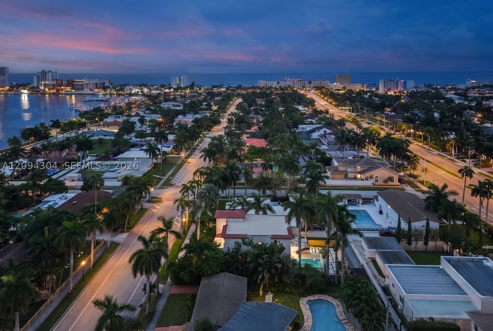 908 Tyler St, Hollywood FL 33019