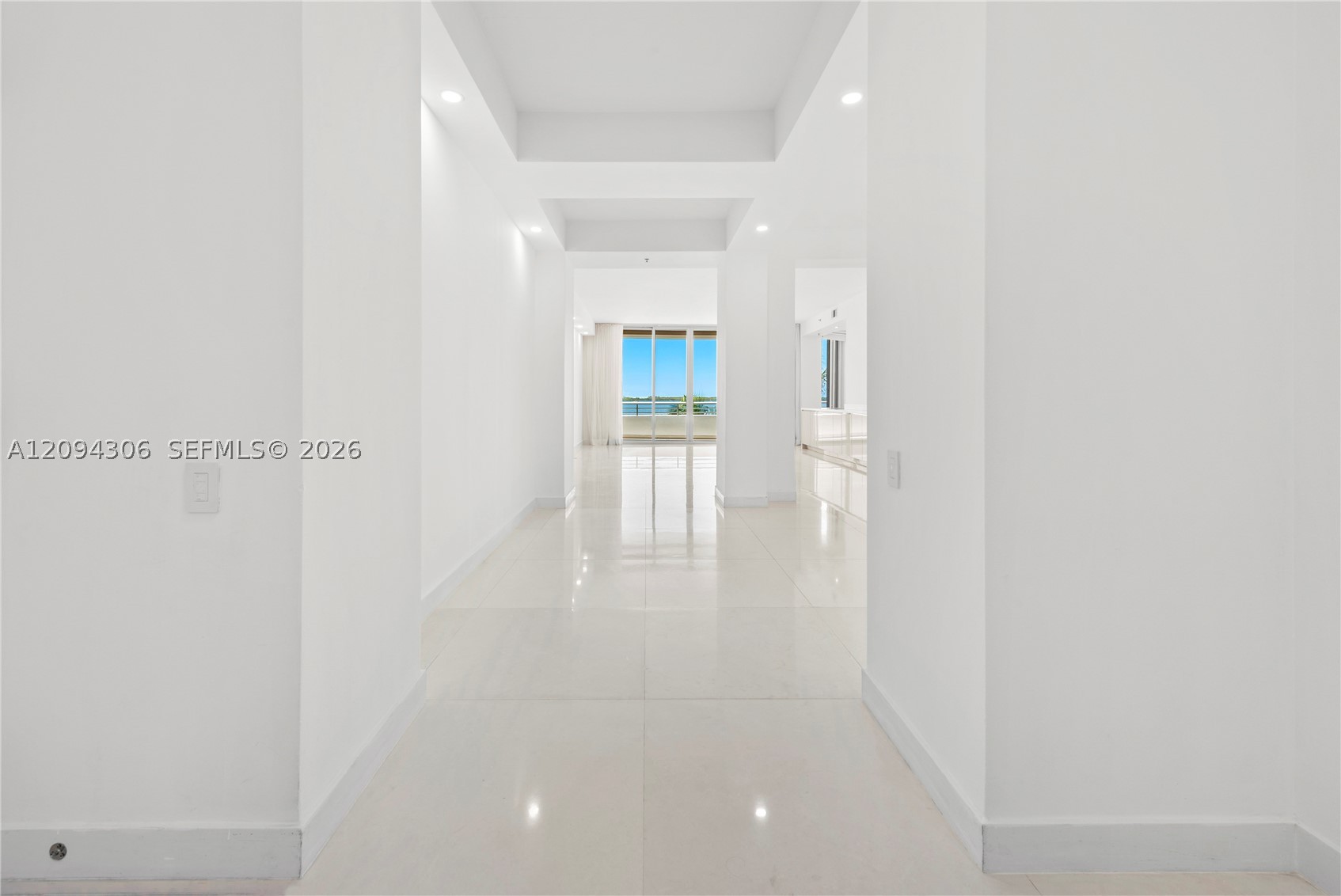 808 Brickell Key Dr #304, Miami FL 33131