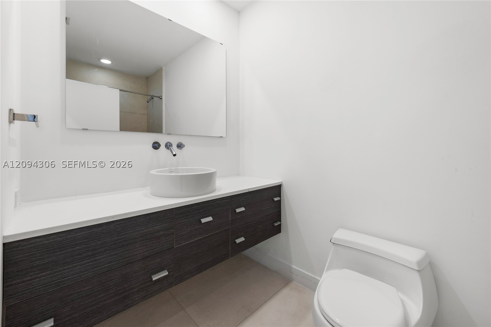 808 Brickell Key Dr #304, Miami FL 33131
