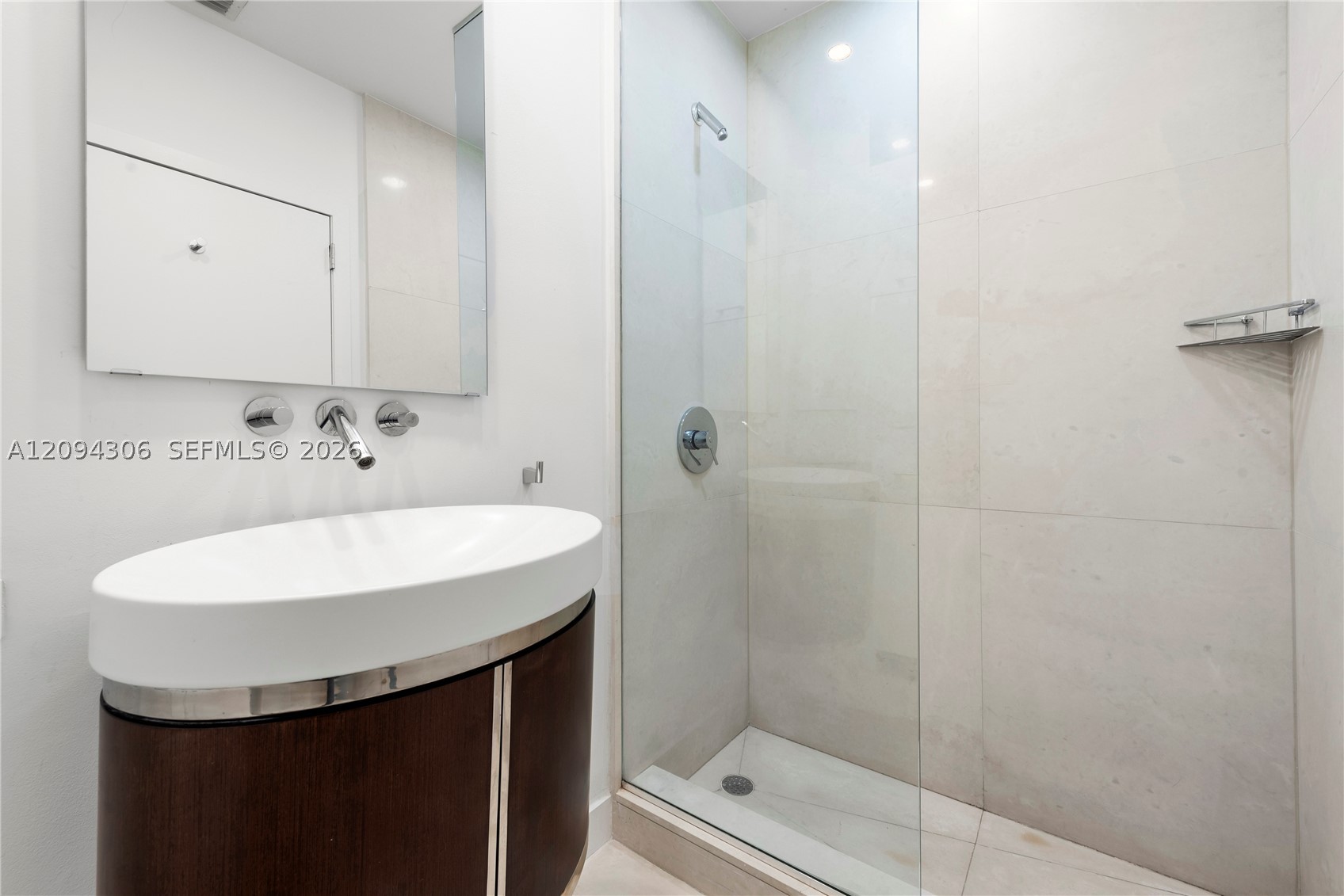 808 Brickell Key Dr #304, Miami FL 33131