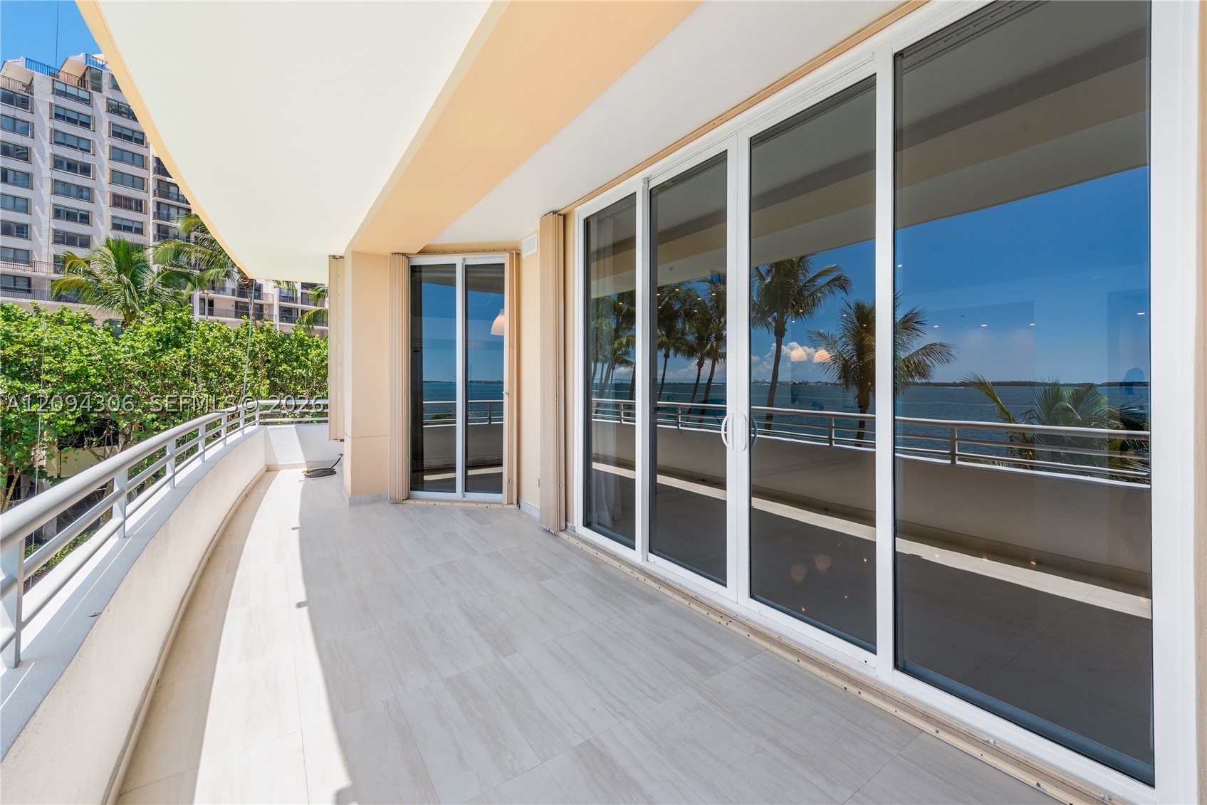 808 Brickell Key Dr #304, Miami FL 33131