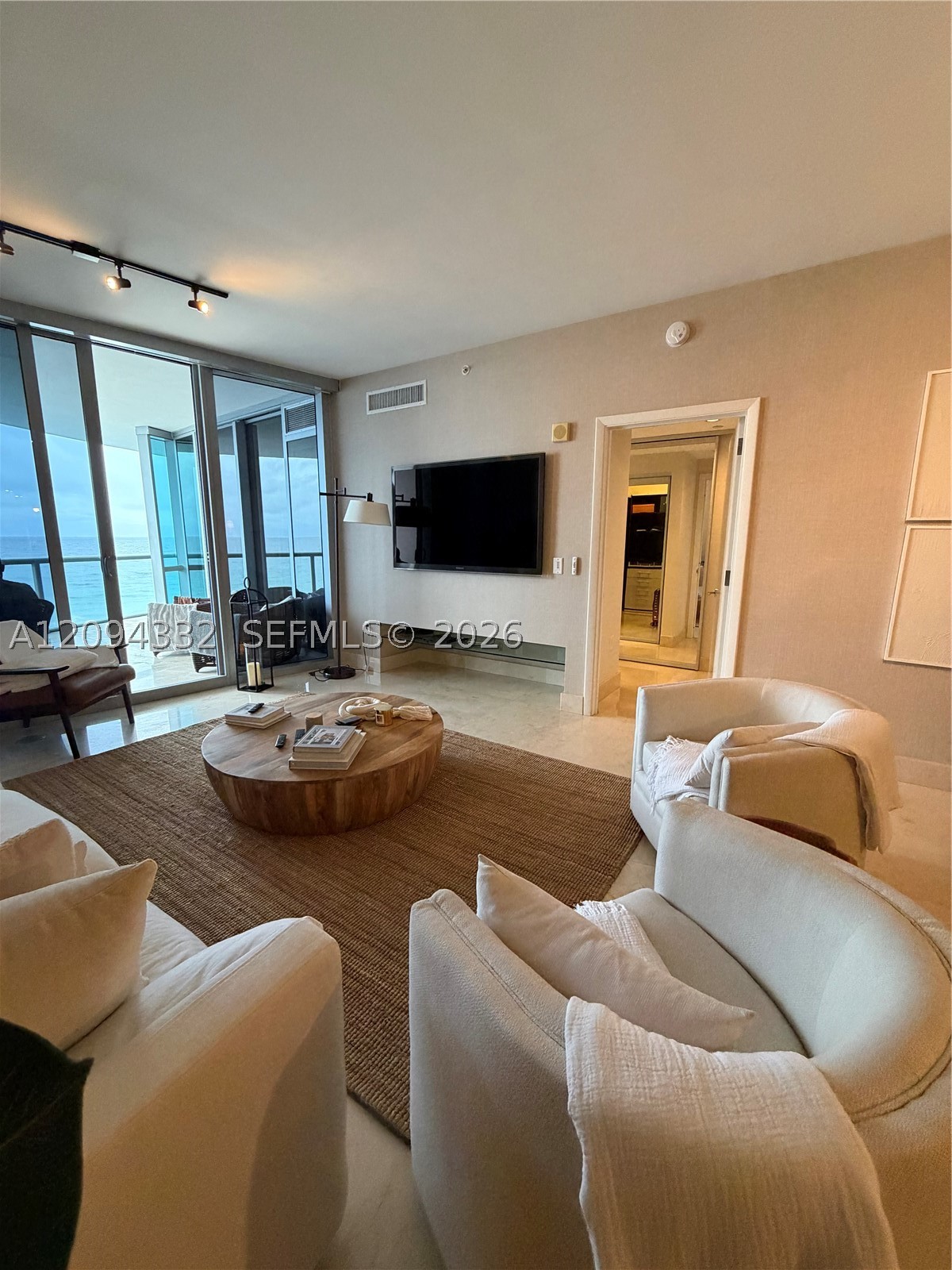 17121 Collins Ave #904, Sunny Isles Beach FL 33160