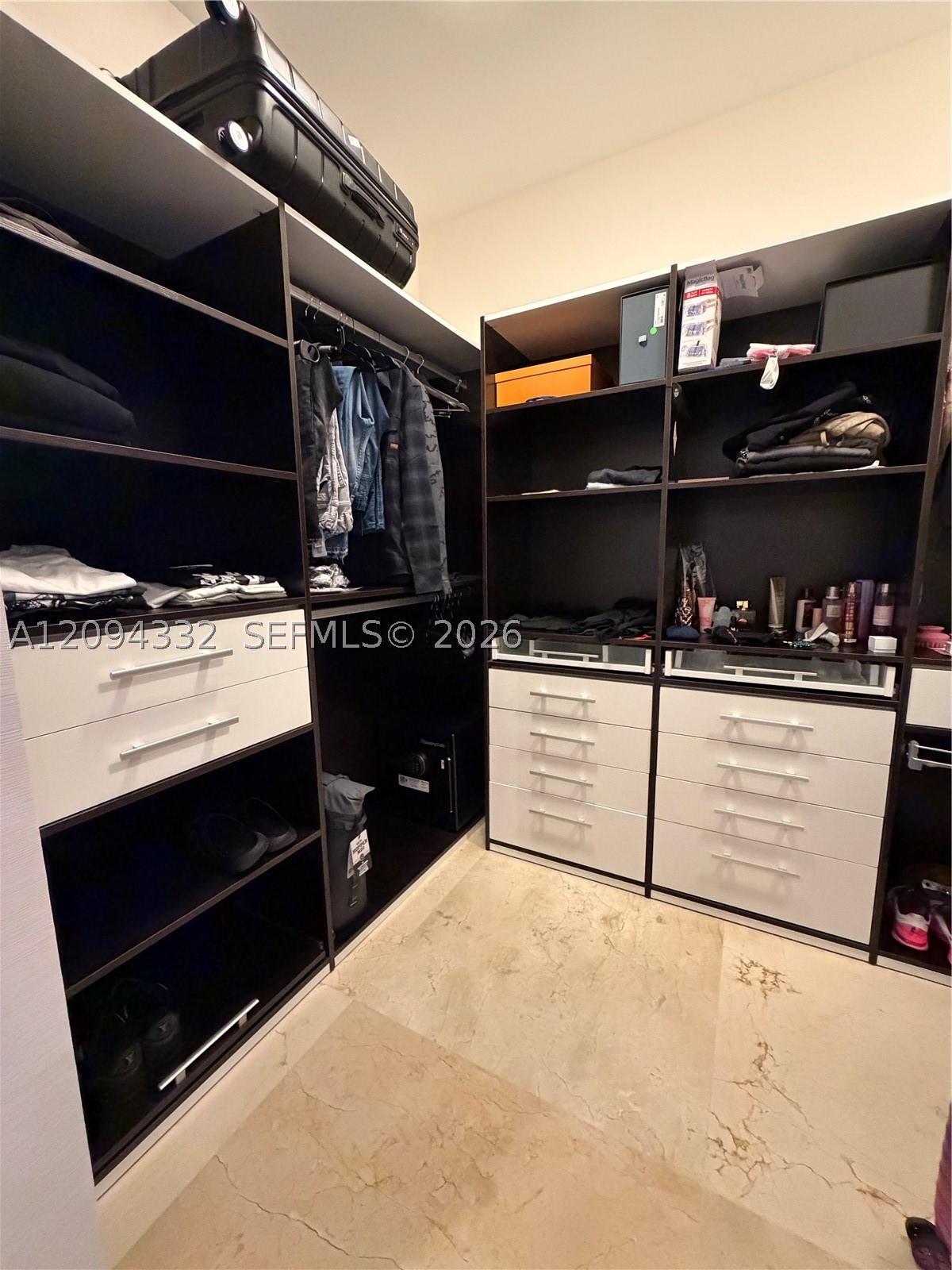 17121 Collins Ave #904, Sunny Isles Beach FL 33160