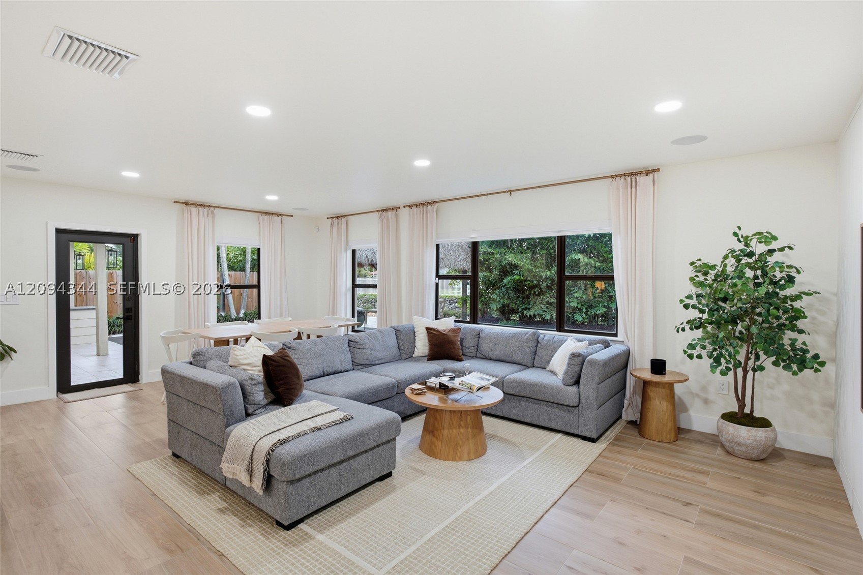 7510 SW 32nd St, Miami FL 33155
