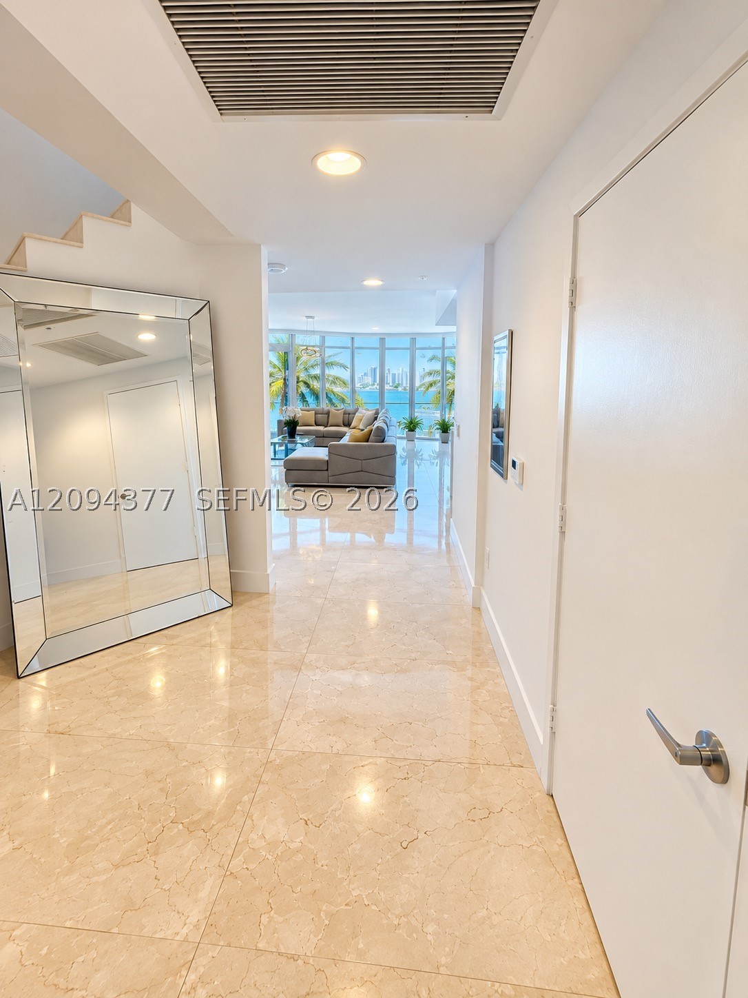 17301 Biscayne Blvd #211, North Miami Beach FL 33160