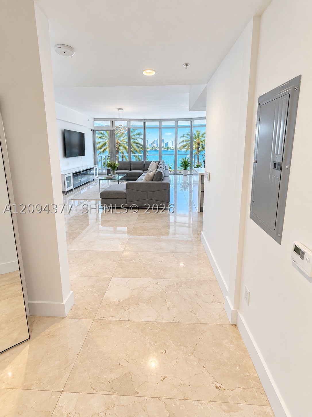 17301 Biscayne Blvd #211, North Miami Beach FL 33160