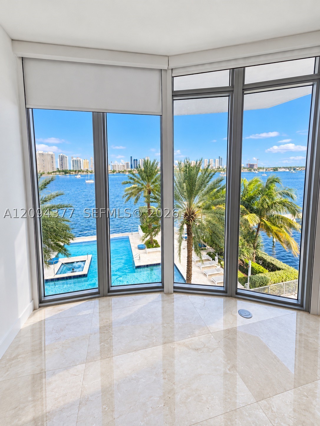 17301 Biscayne Blvd #211, North Miami Beach FL 33160