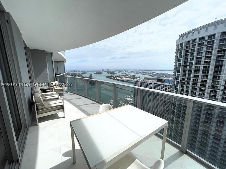 488 NE 18th St #4602, Miami FL 33132