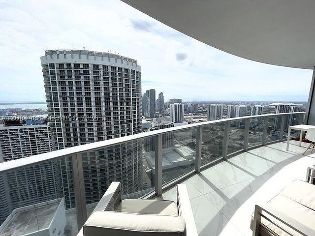 488 NE 18th St #4602, Miami FL 33132