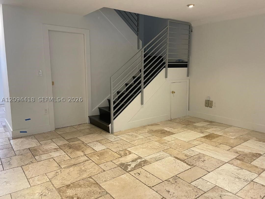 261 Navarre Ave #C-4, Coral Gables FL 33134