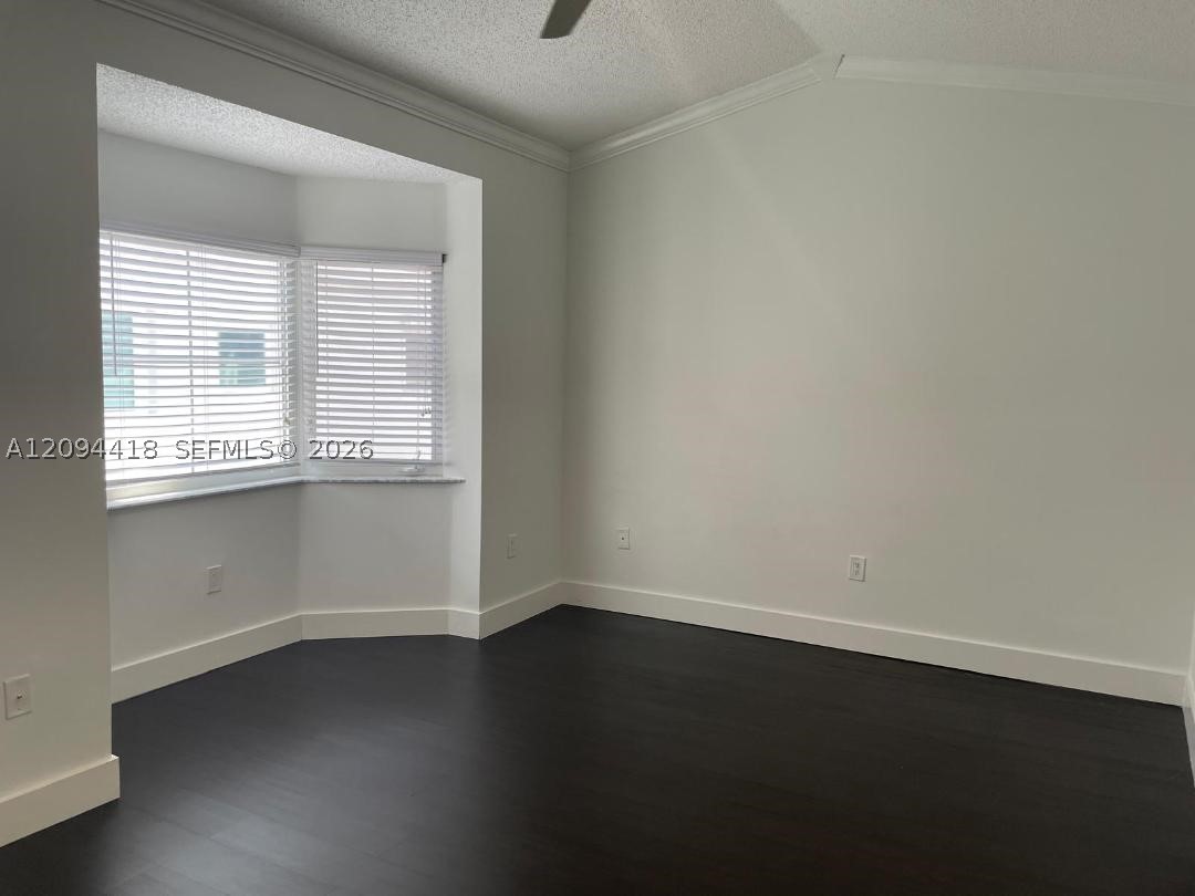 261 Navarre Ave #C-4, Coral Gables FL 33134