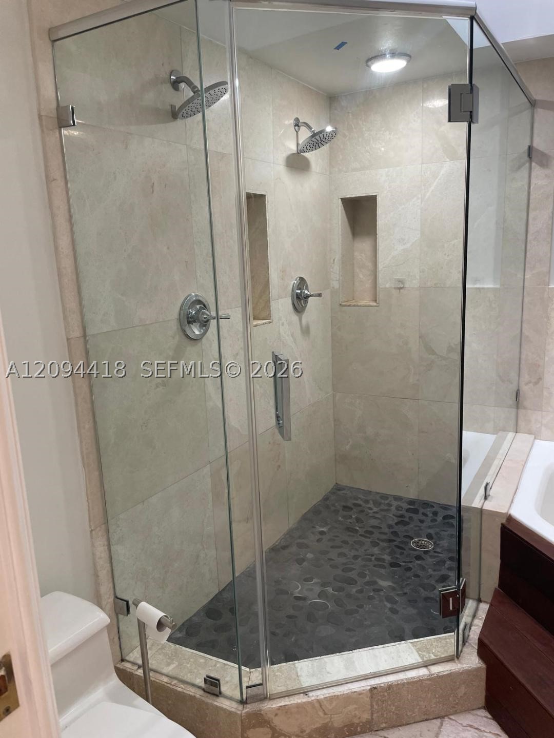 261 Navarre Ave #C-4, Coral Gables FL 33134