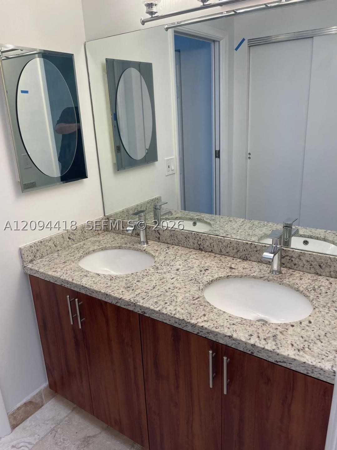 261 Navarre Ave #C-4, Coral Gables FL 33134