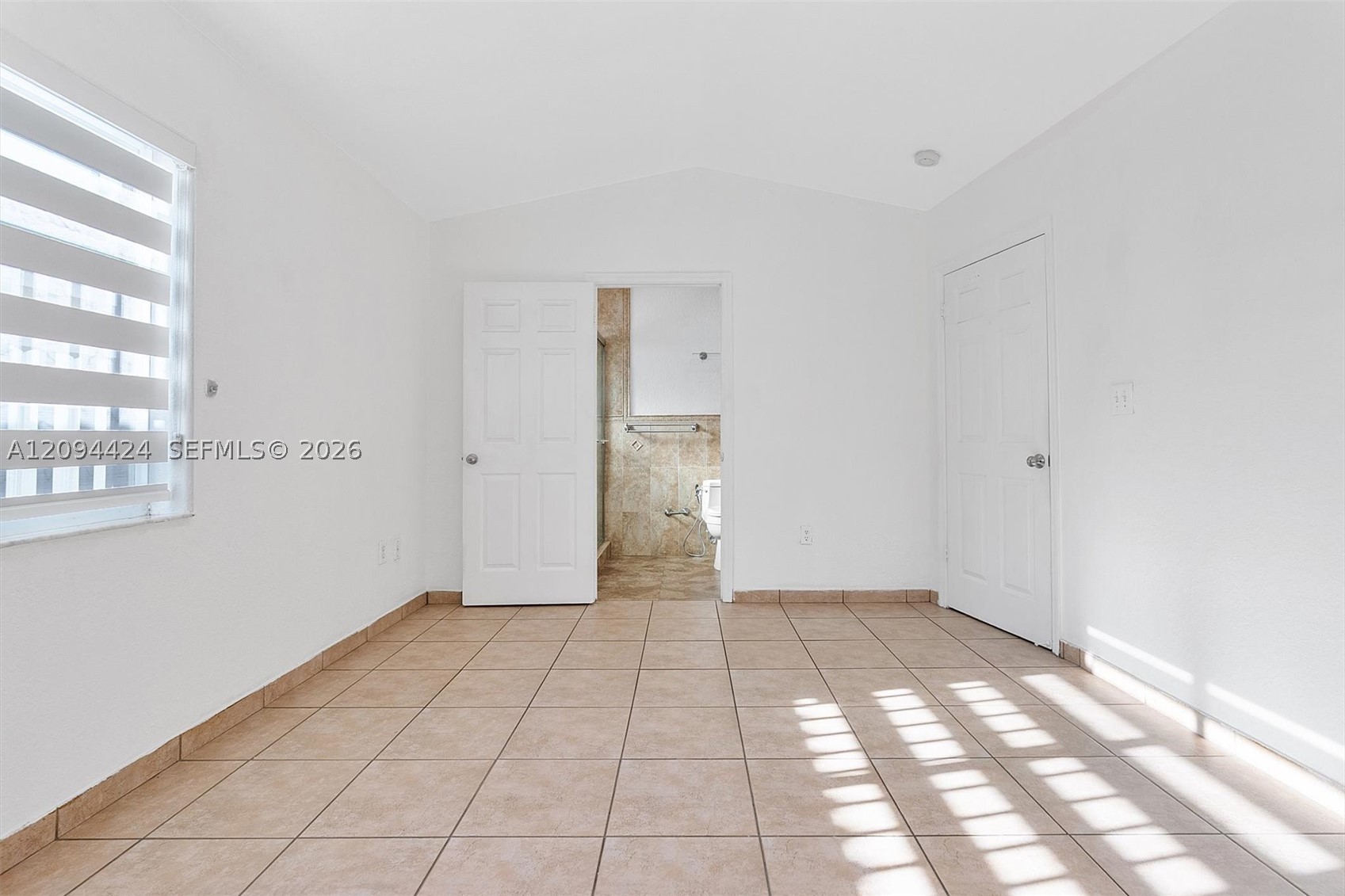 10124 NW 127th Ter, Hialeah Gardens FL 33018