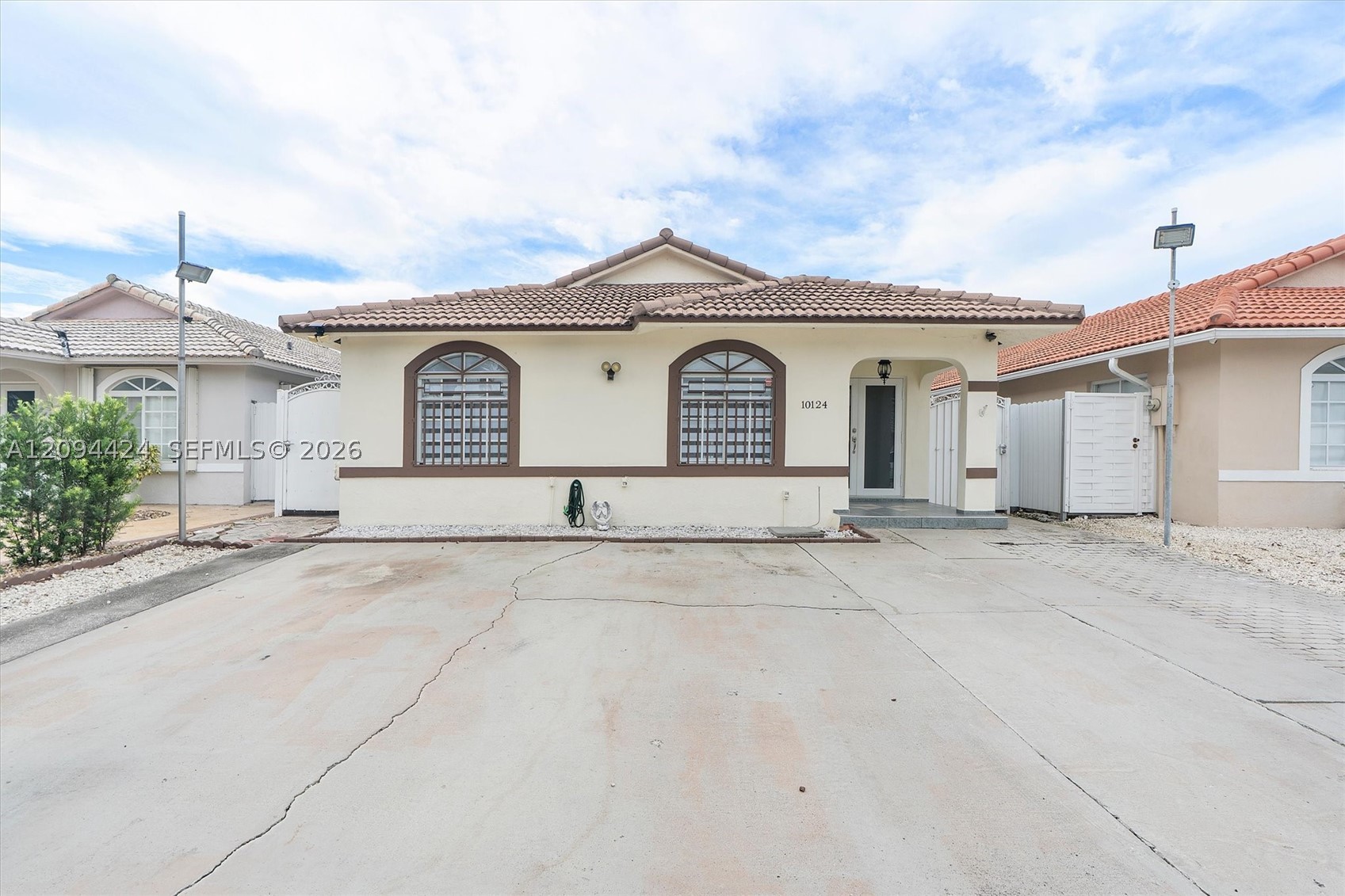 10124 NW 127th Ter, Hialeah Gardens FL 33018