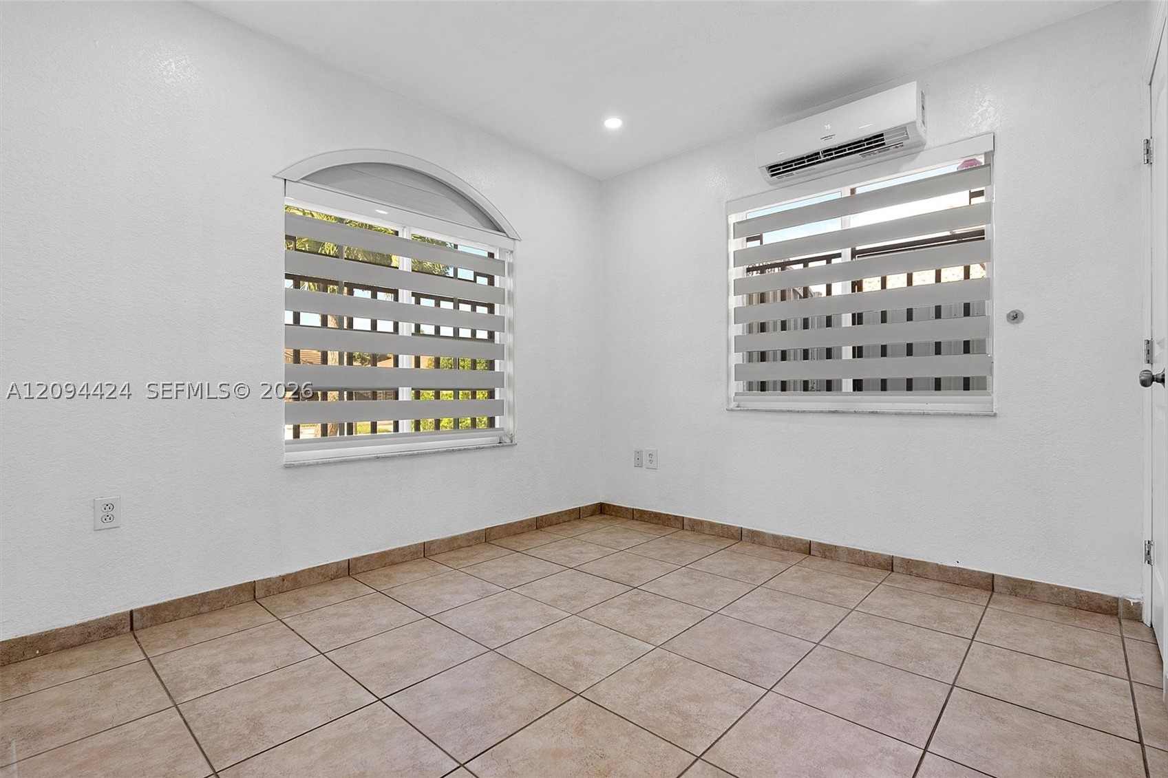 10124 NW 127th Ter, Hialeah Gardens FL 33018
