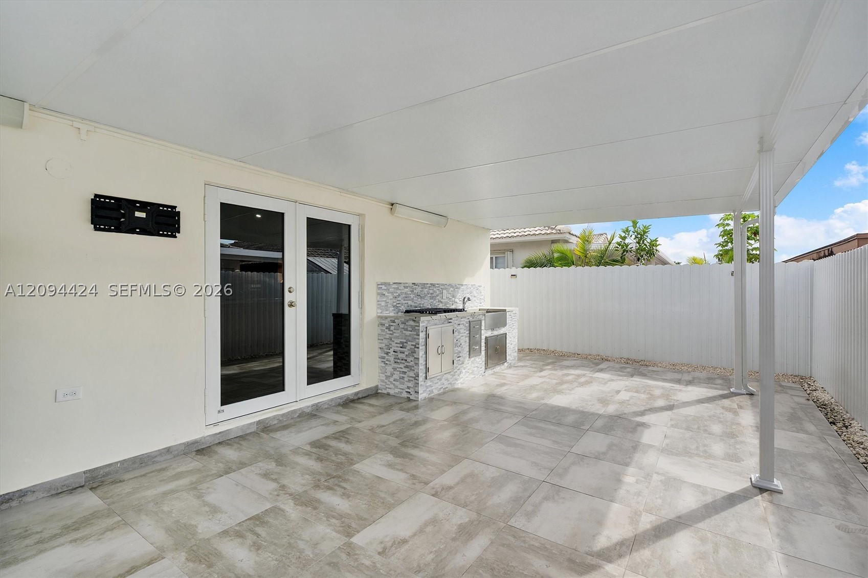 10124 NW 127th Ter, Hialeah Gardens FL 33018