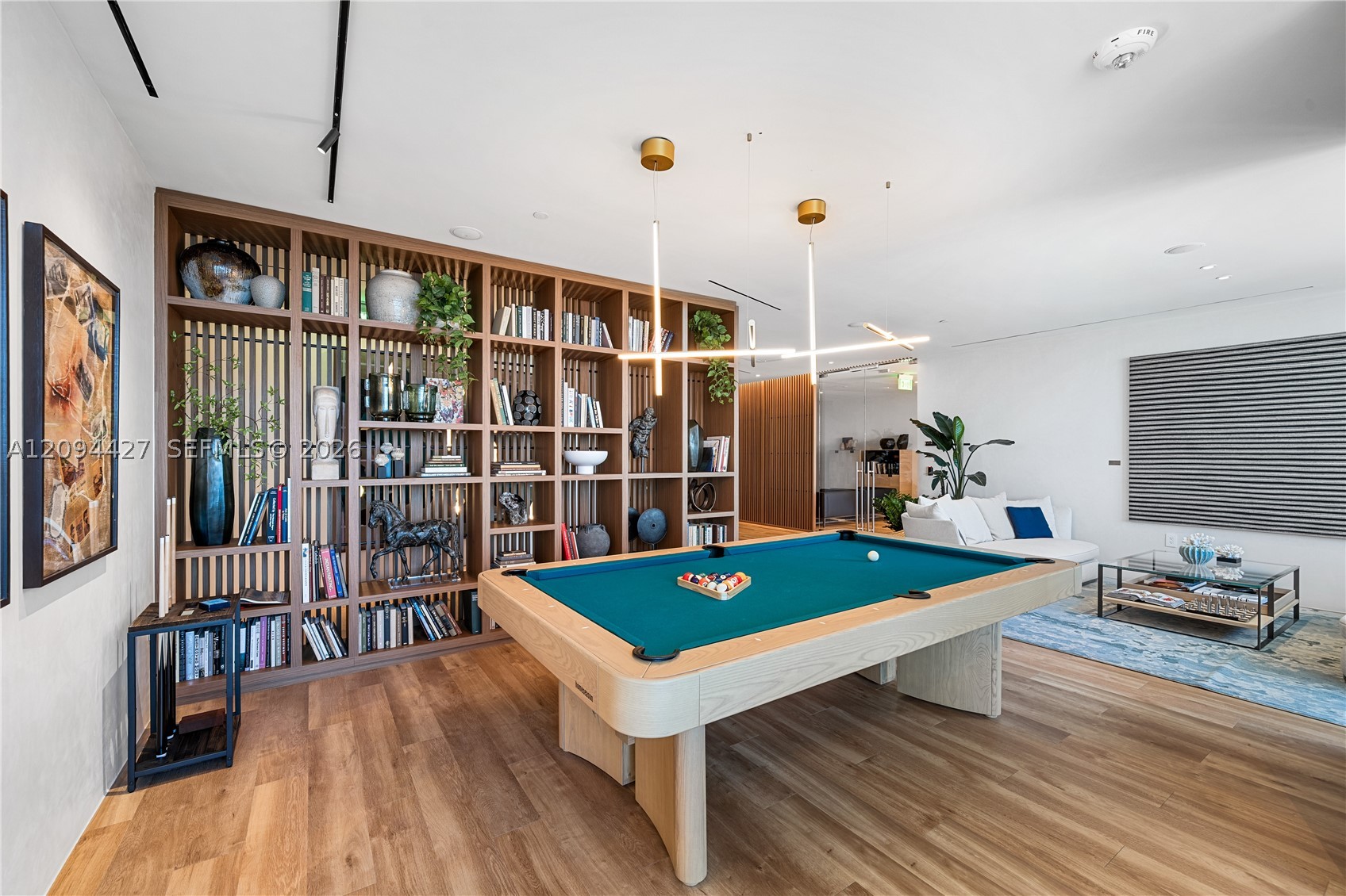 1400 Biscayne Blvd #2502, Miami FL 33132