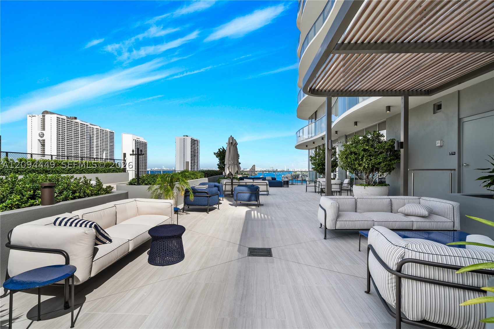 1400 Biscayne Blvd #2502, Miami FL 33132