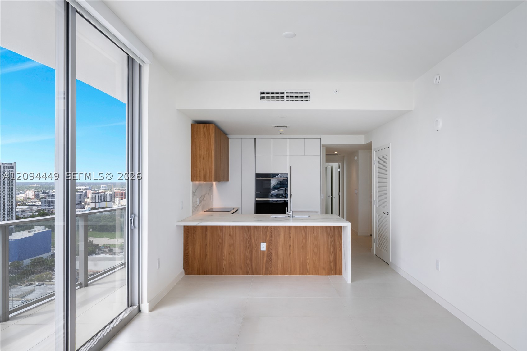 1400 Biscayne Blvd #2502, Miami FL 33132