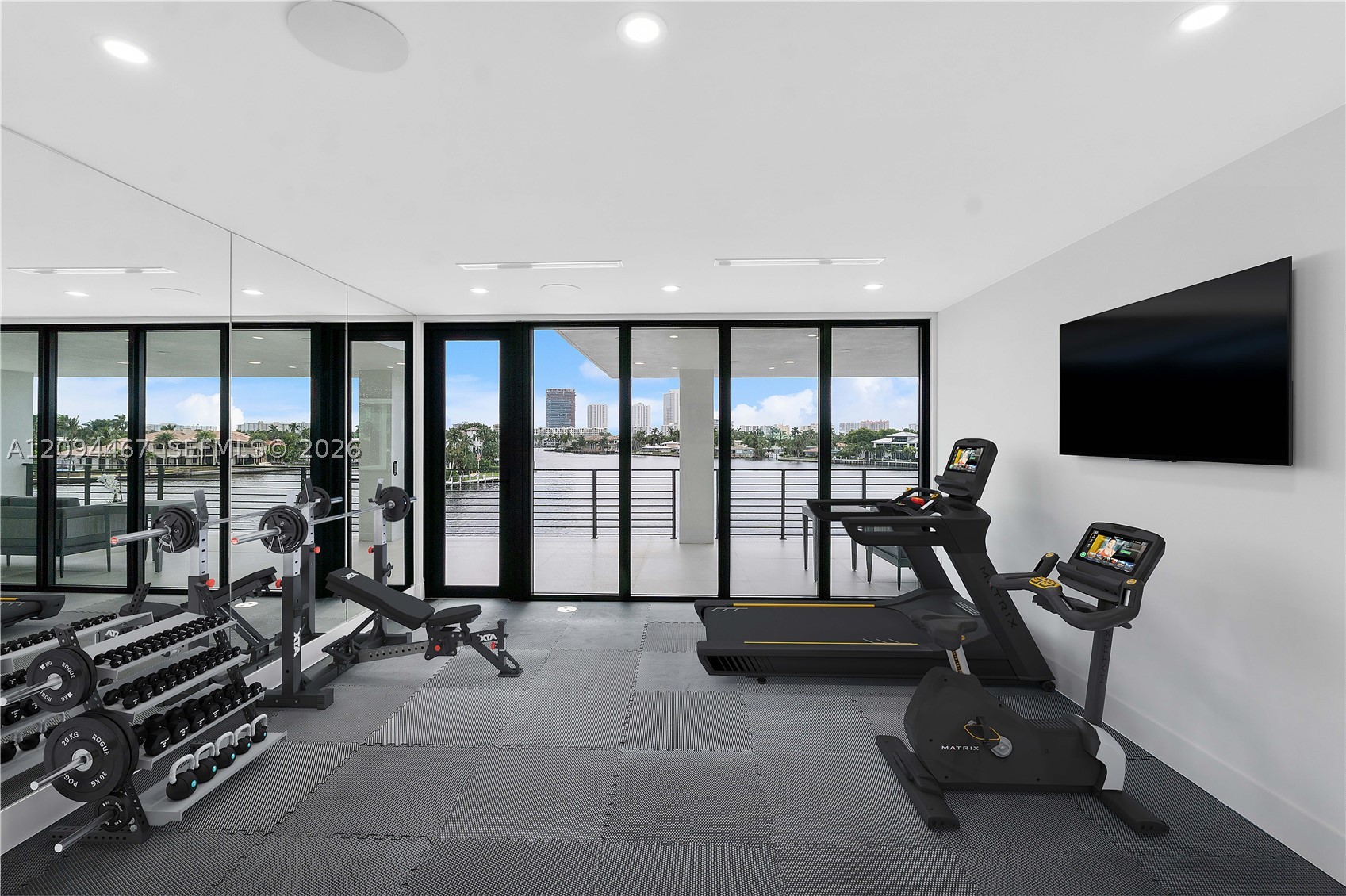 350 Circle Dr, Pompano Beach FL 33062