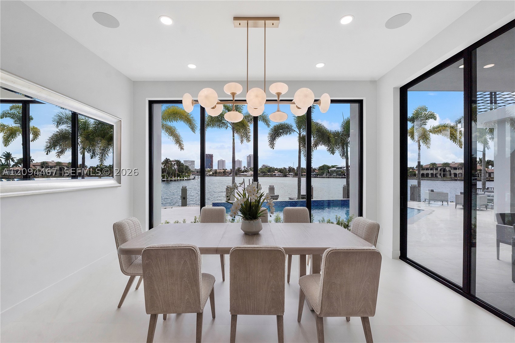 350 Circle Dr, Pompano Beach FL 33062