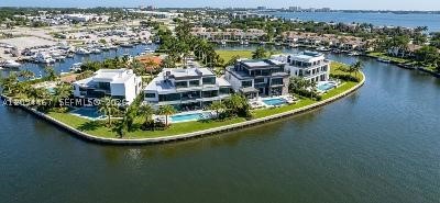 350 Circle Dr, Pompano Beach FL 33062