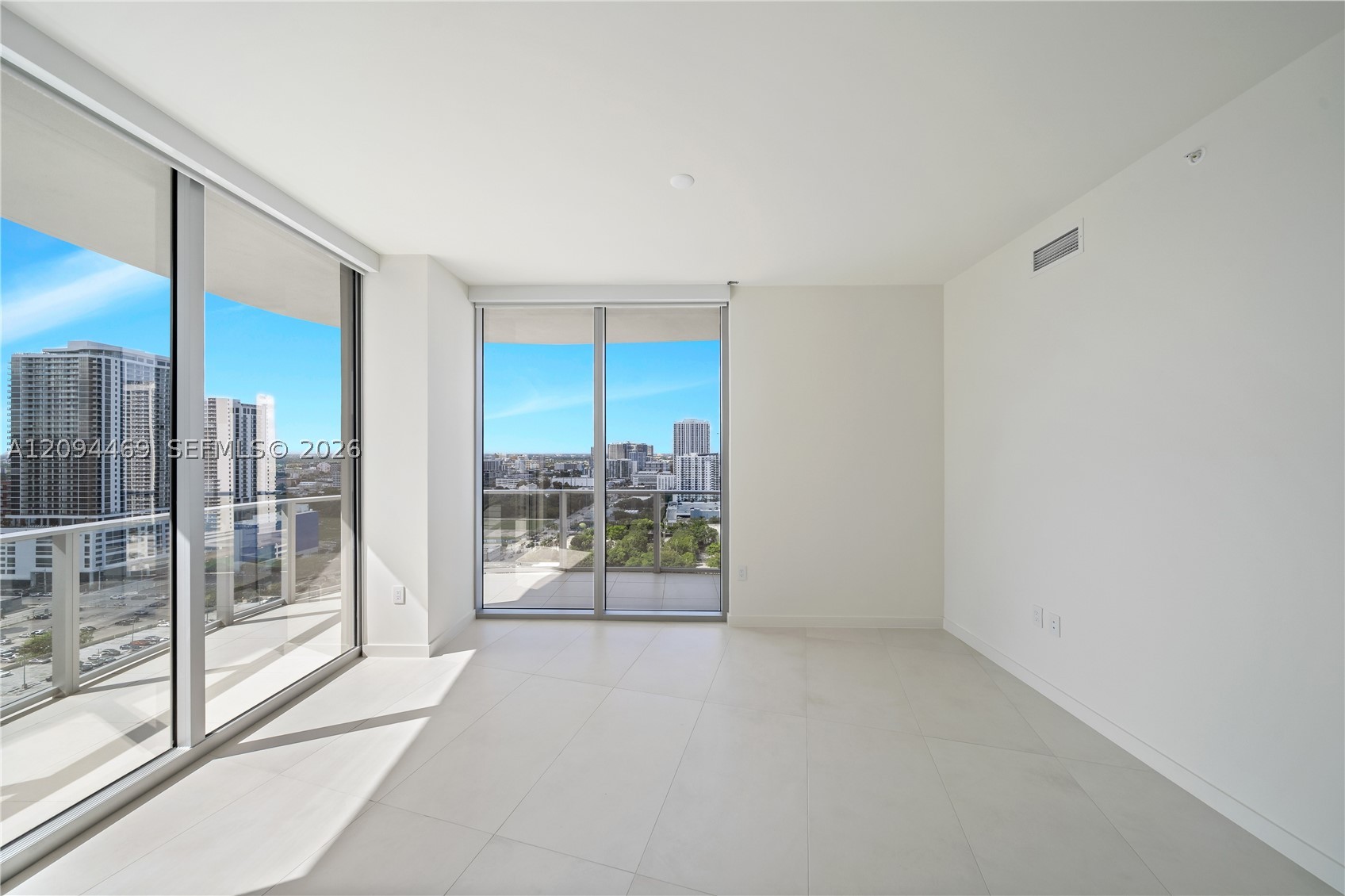 1400 Biscayne Blvd #2107, Miami FL 33132
