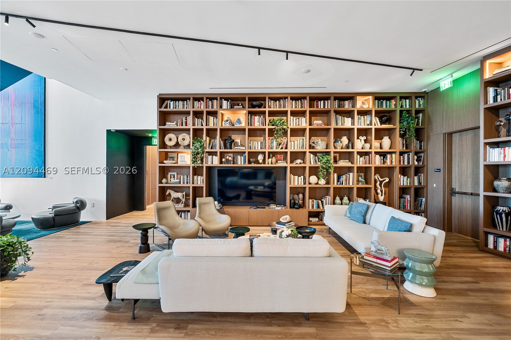 1400 Biscayne Blvd #2107, Miami FL 33132