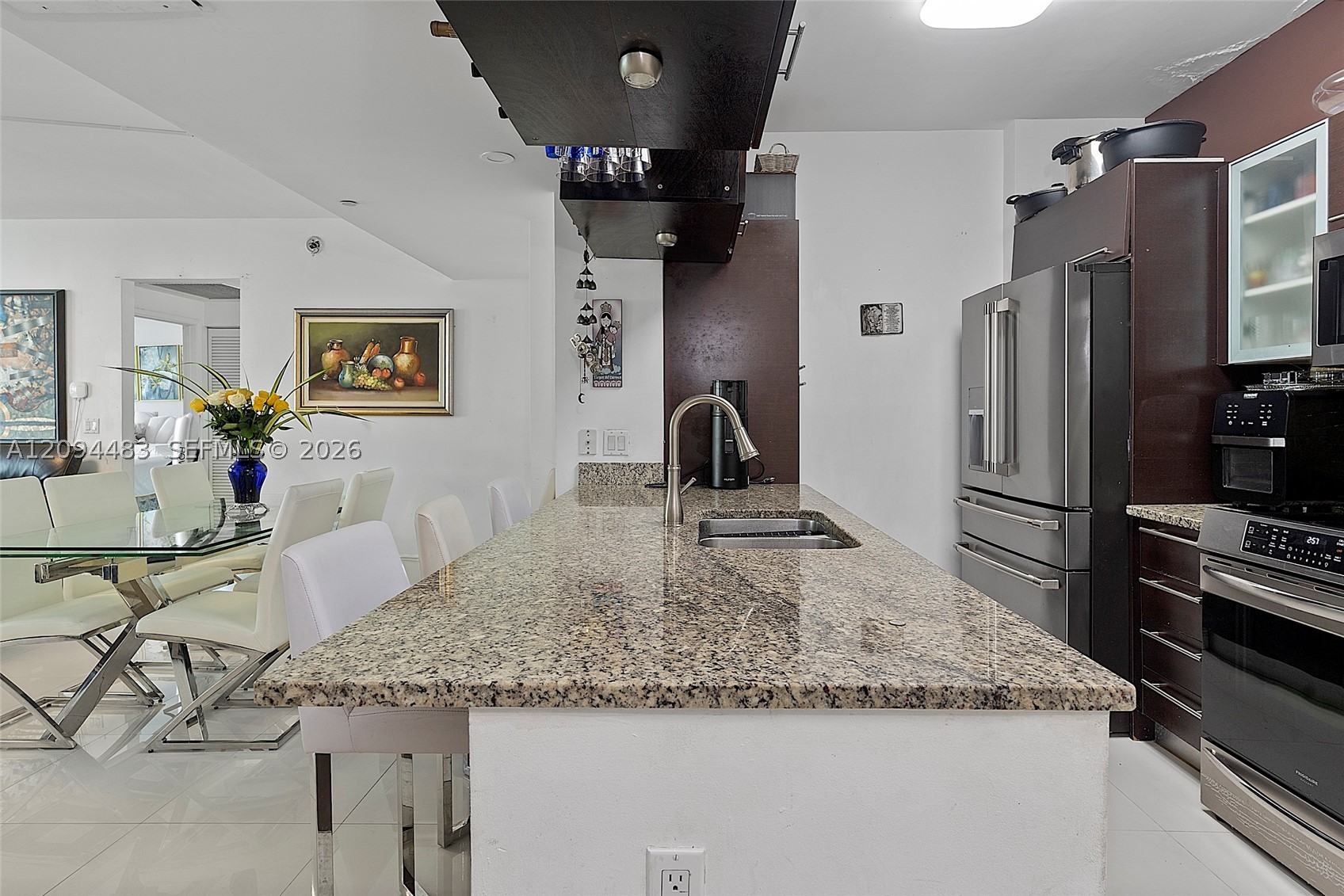 951 Brickell Ave #605, Miami FL 33131