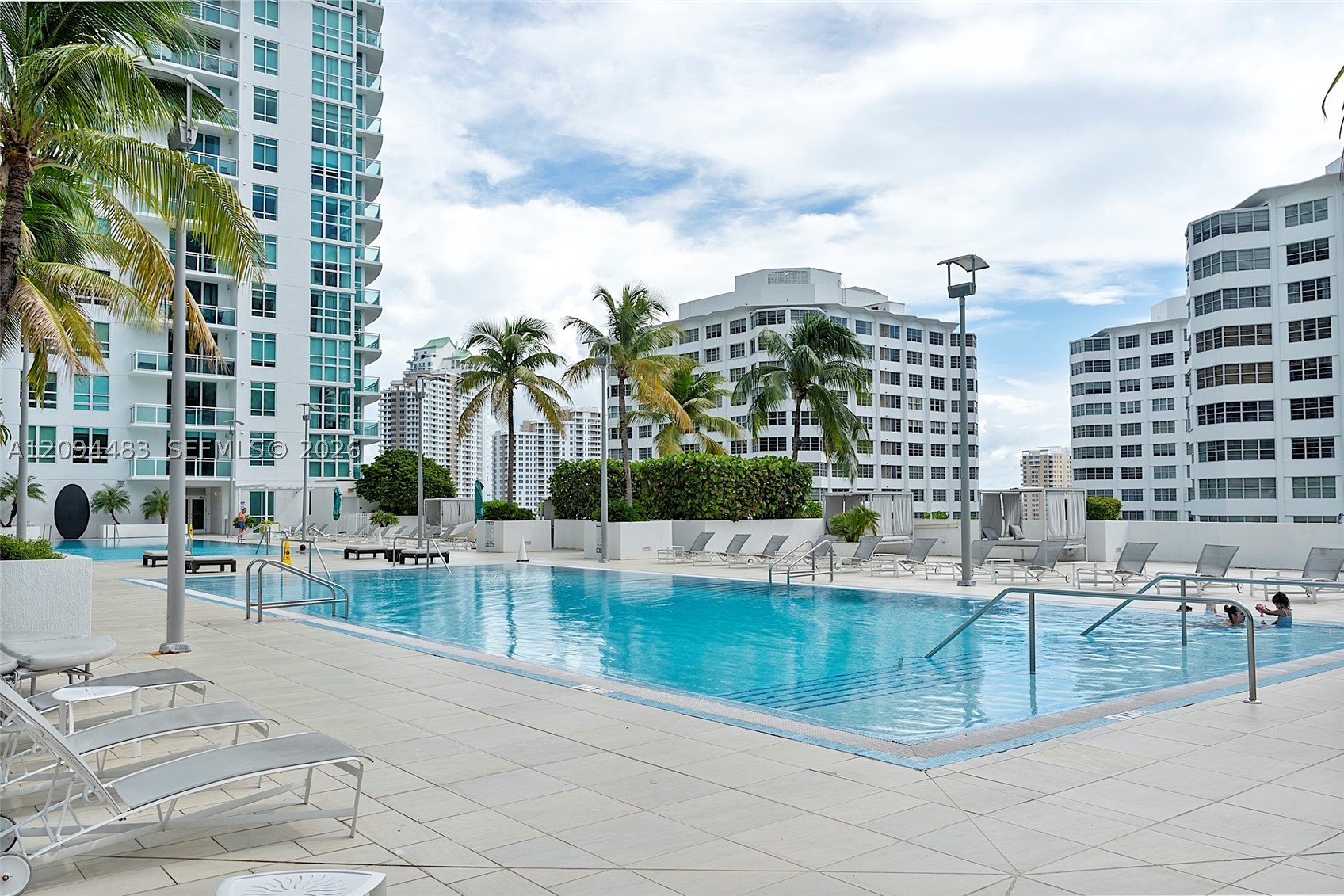 951 Brickell Ave #605, Miami FL 33131