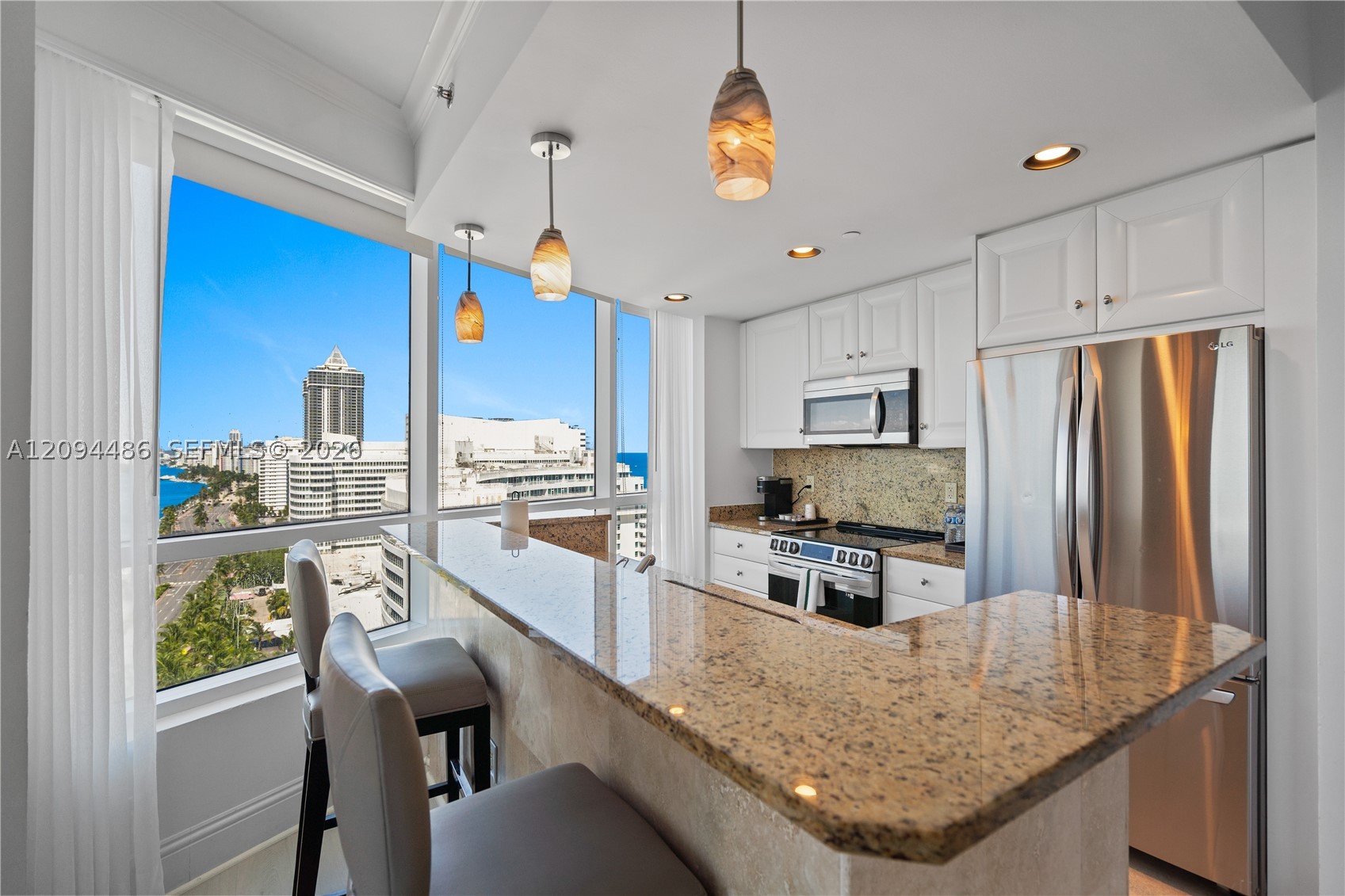 4401 Collins Ave #1815, Miami Beach FL 33140